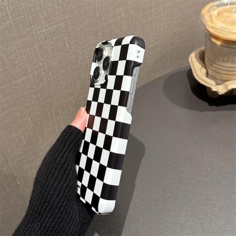 CUTECASE かわいいiphone15proケースつや消しクラシックチェッカーボード高品質ソフトシェルiPhone14pro Max美しいカバー オシャレカードが挿入可能携電話ケースC6015