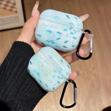 CUTECASE 海 魚 AirpodsPro3ケース グラデーションブルー Airpods4/3カバー AirpodsPro第2/1世代 カラビナ付き おしゃれCM6354
