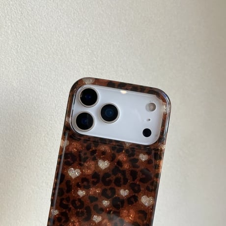 CUTECASE ハート柄と豹柄 iPhone17Pro/17ケース キラキララメいり iPhone17ProMax/16Pro/15カバー 茶色 可愛すぎ CM6025