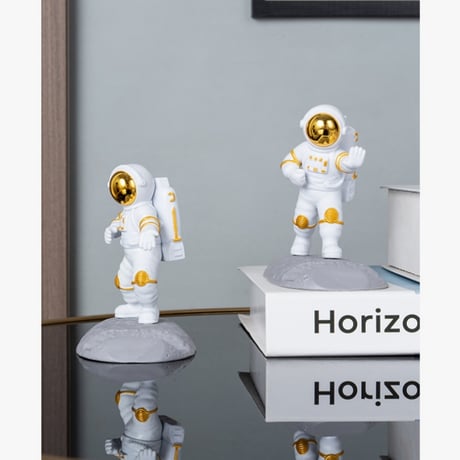 CUTECASE新しい高品質のオリジナリティ宇宙飛行士の電話ホルダー宇宙飛行士のPCホルダーデスクトップの装飾アートウェア電話アクセサリー宇宙愛好家のための驚くべき素敵な贈り物C6022