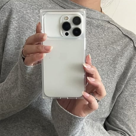CUTECASE スクエア iPhone17Pro/17promaxケース マット仕上げ 指紋防止 iPhone17/16/15proケース カッコイイ 高級感 CM5924