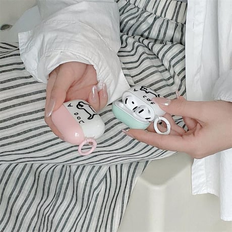 CUTECASE カップルペア AirPods4ケース 可愛い猫と犬 AirpodsPro2/3/2カバー お揃い リング付き ギフトにおすすめCM5594