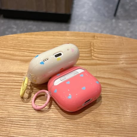 CUTECASE ハート柄 Airpods Pro3ケース 光沢感 Airpods4/3カバー pro2/Pro1ケース 可愛い リング付 韓国っぽ ガールズに人気CM6050