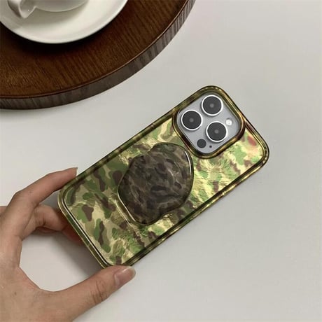 CUTECASE迷彩柄 iPhone16promax/16Proケース スマホグリップ付 iPhone15pro/14pro/13カバー シンプル風 艶感 カッコイイCM5324
