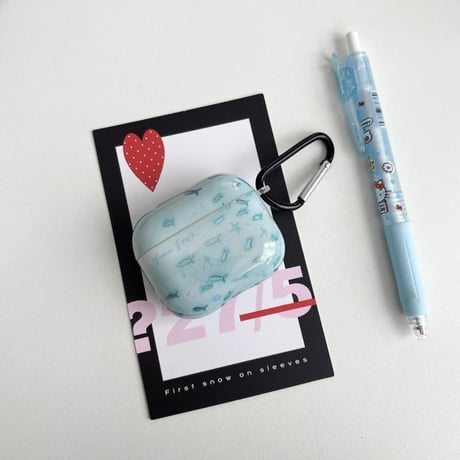 CUTECASE 海 魚 AirpodsPro3ケース グラデーションブルー Airpods4/3カバー AirpodsPro第2/1世代 カラビナ付き おしゃれCM6354