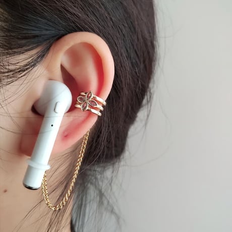 CUTECASEお洒落 AirPods用イヤークリップ 落下紛失防止 シック 可愛い イヤホンストラップ ホルダー キラキラ ゴールド 人気 2点CM5863