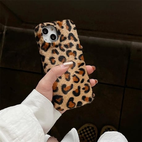 CUTECASEヒョウ柄 iPhone16/16Proケース パイル 秋冬人気 iPhone15Pro/14/13カバー シック トレンド 女子力高いCM4760