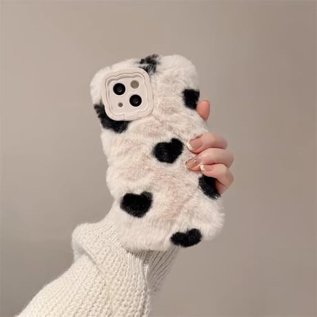 CUTECASEハート柄 ファー iPhone16/16Proケース スタンド付 iPhone15pro/14pro/13カバー ふもふも 柔らかい 秋冬に流行る CM4925