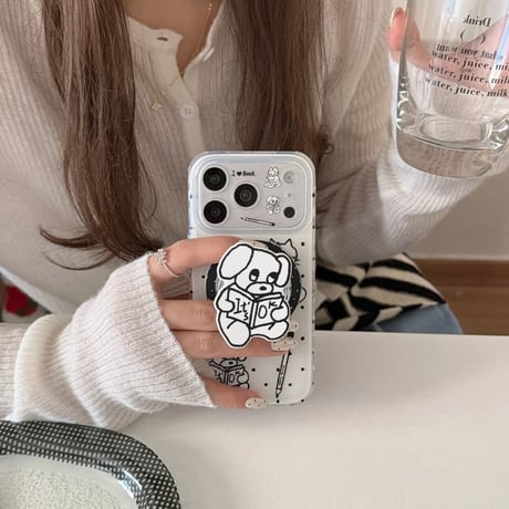 CUTECASE 本を読むわんちゃん iPhone17Pro/17ケース グリップ付き MagSafe対応 iPhone17ProMax/16/15Proカバー かわいい ギフトにおすすめCM6190