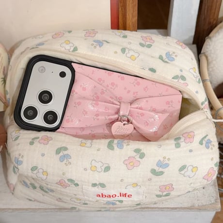 CUTECASE リボンベルト iPhone17Pro/17ケース 花柄 皮っぽ iPhone16Pro/15/14ケース 淡色系 ガーリーファッション人気品CM6085