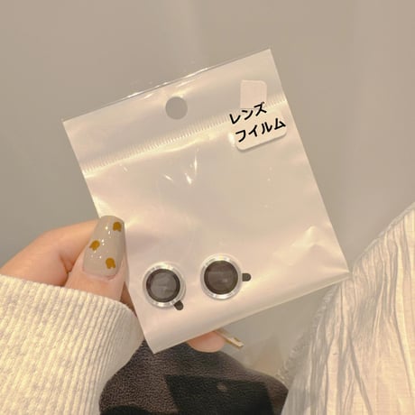 CUTECASE イチゴ ミラーiPhone15/15proケース ストラップ付 iPhone14/13pro/12ケース レンズフイルム付 丈夫CM4060
