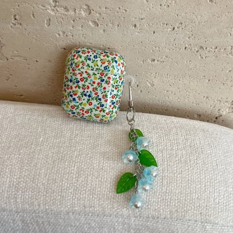 CUTECASE 草花柄 Airpods Pro3ケース 可愛い Airpods4/3ケース キーホルダー付き AirpodsPro2/Pro1カバー 女子力高い CM5785