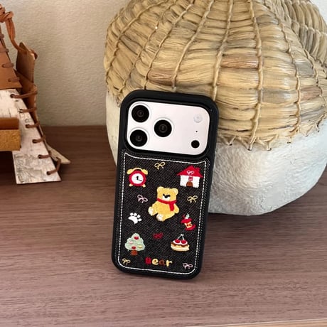 CUTECASE 刺繡熊ちゃん iPhone17Pro/17ケース デニム素材 iPhone17ProMax/16Pro/15カバー 可愛すぎ オシャレ 秋冬ファッション CM5972