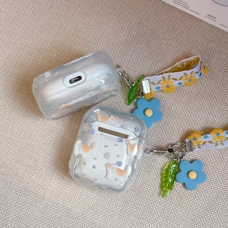 CUTECASE 猫ちゃん花柄 Airpods Pro3ケース 刺繍花のストラップ Airpods 4/3カバーケース AirpodsPro2/1 可愛い ギフトに合う CM6185