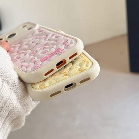 CUTECASE オトナ可愛い iPhone17Pro/17ケース 刺繡花柄 皮っぽ iPhone17ProMax/16/15Proケース カメラカバー 淡色系CM5889