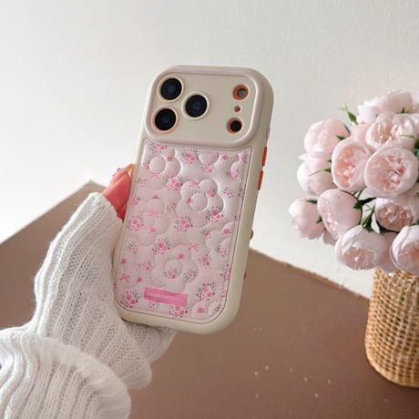CUTECASE オトナ可愛い iPhone17Pro/17ケース 刺繡花柄 皮っぽ iPhone17ProMax/16/15Proケース カメラカバー 淡色系CM5889