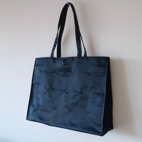 Navy label・マチ付きトートバッグ・紺＊ハート刺繍