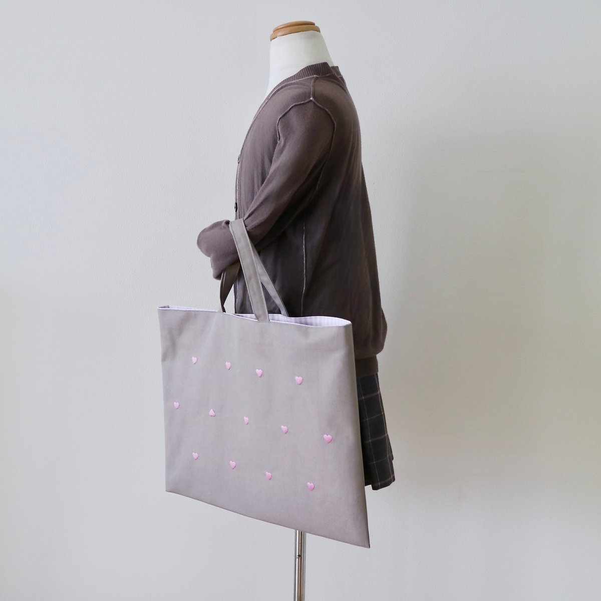 Navy label・レッスンバッグ・グレー＊ハート刺繍(ピンク) | Coco chic