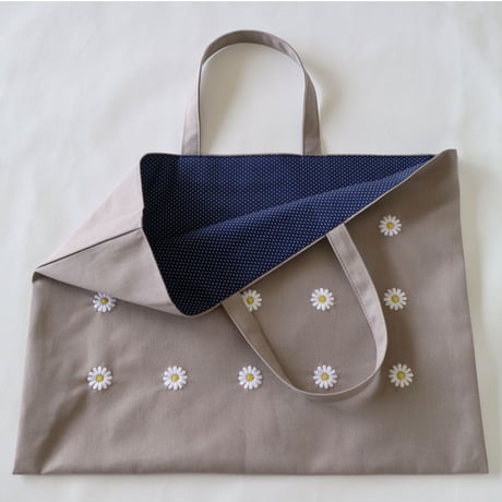 Navy label・レッスンバッグ・グレー＊マーガレット刺繍  （裏地・ピンドット）