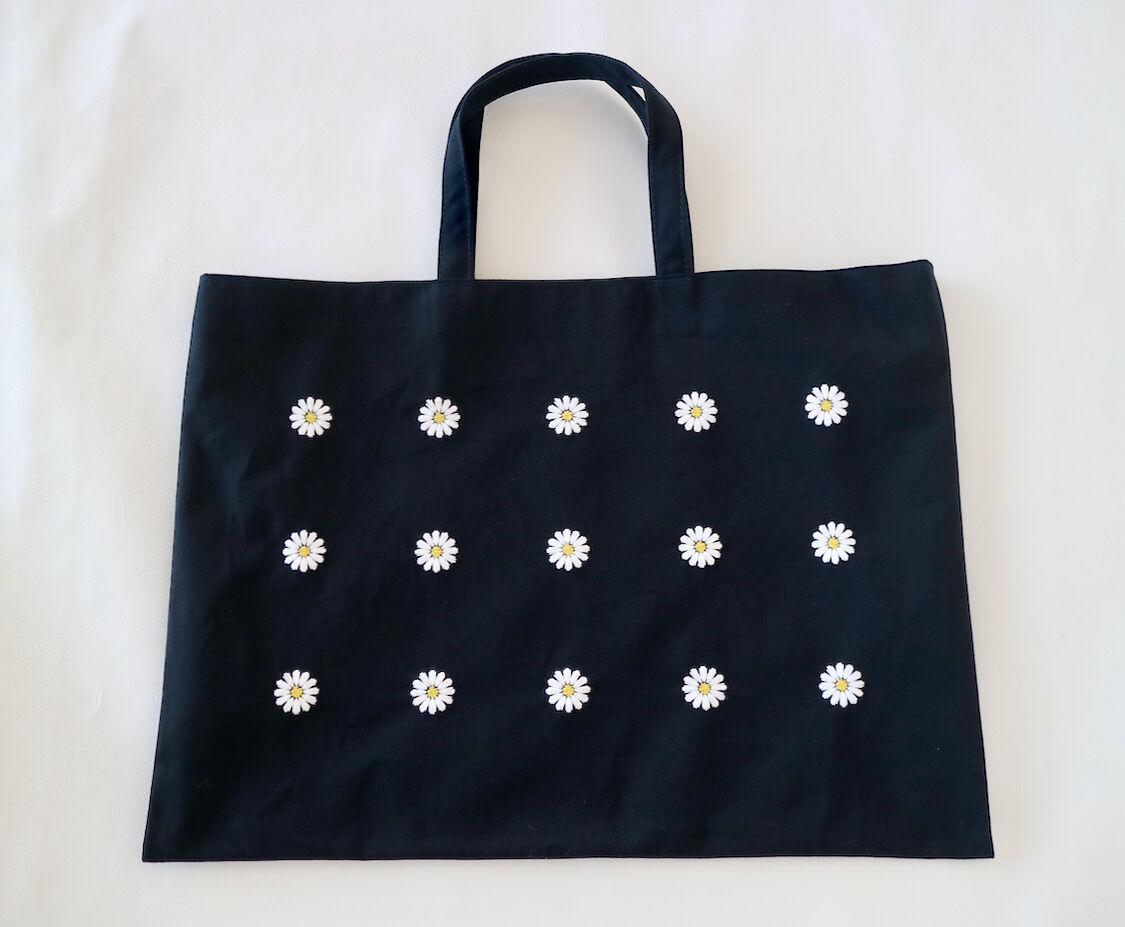モジョカマー　ネイビー チェック手提げ袋 刺繍デザイン　レッスントート 000000013397-01-m.jpg?t=