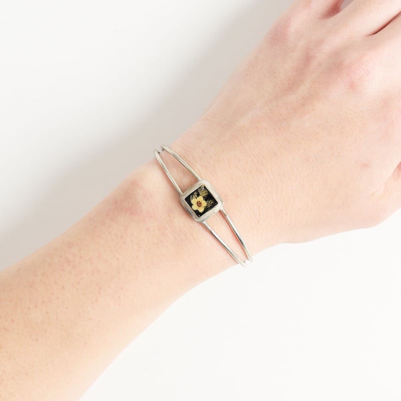 Gustavo Flower Extrafine Bracelet バングル Gustavo Flower Extrafine Bracelet バングル