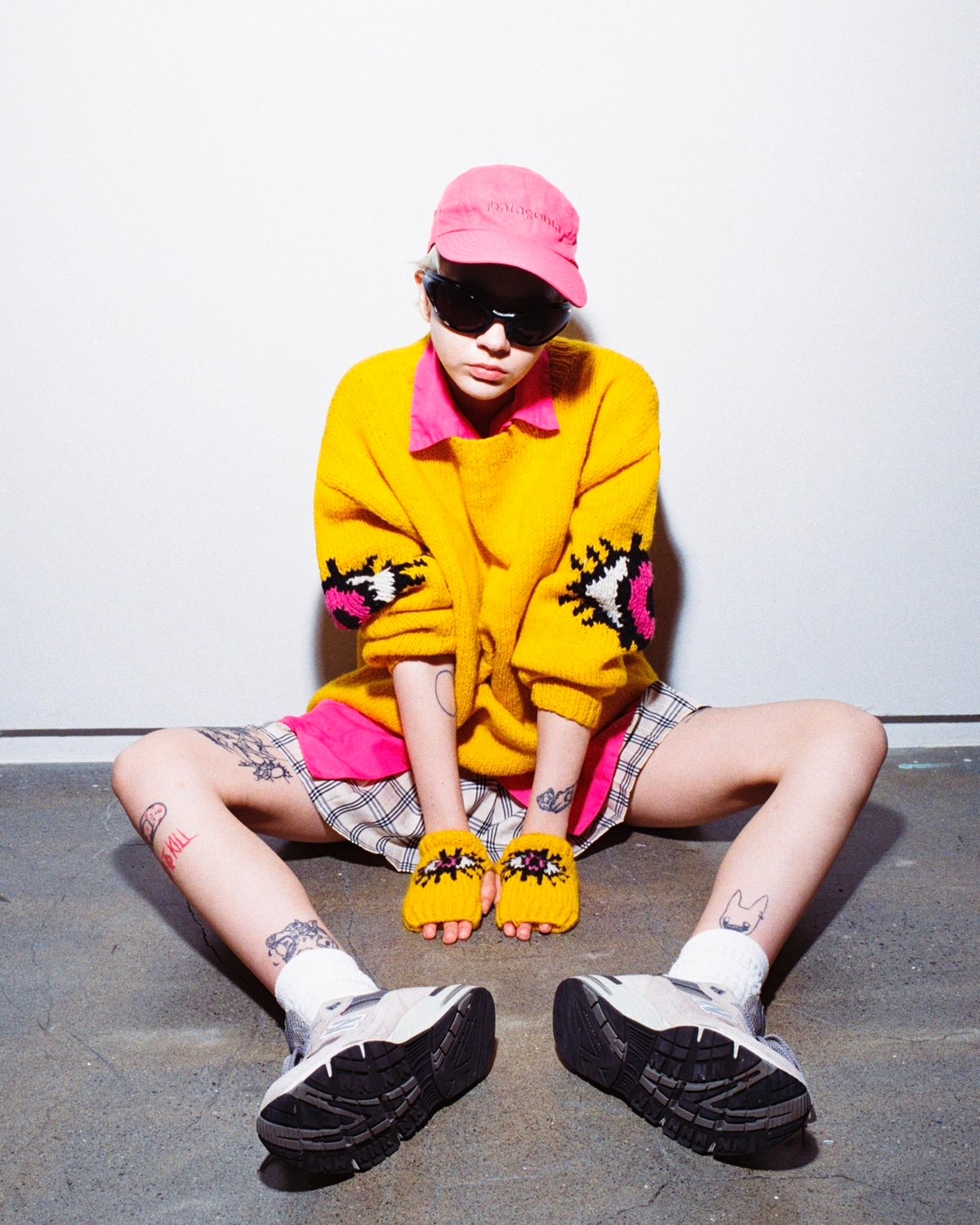 macmahon Knitting Mills. Crew Neck Knit - Eyes