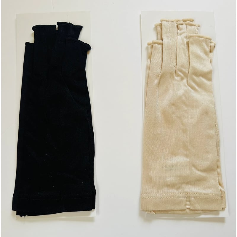 【新品*未開封】SILK CREATE SLIM 50 シルク1箱 15袋 シルク指あき手袋 | Pure silk collection