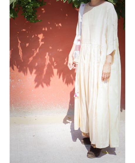 ✳︎ Tala Dress ✳︎ - Gold Beige
