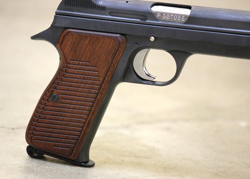 ウッドグリップ｜マルシン工業製 SIG P210-6｜ブラウン [AWG-1466] | P