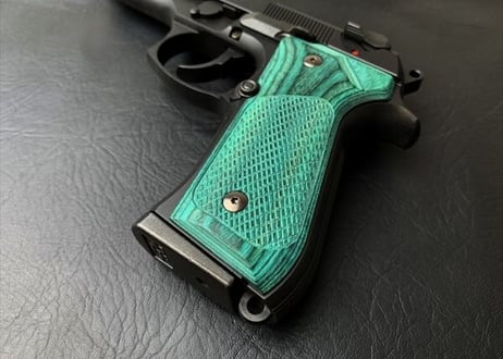 ウッドグリップ｜U.S.M9/M9A1｜チェッカー/グリーン [WST-342]