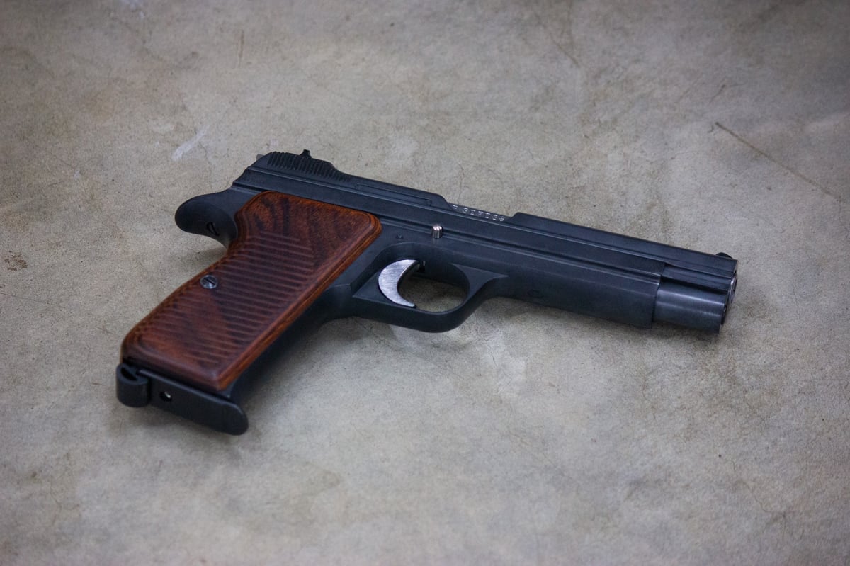 ウッドグリップ｜マルシン工業製 SIG P210-6｜ブラウン [AWG-1466] | P