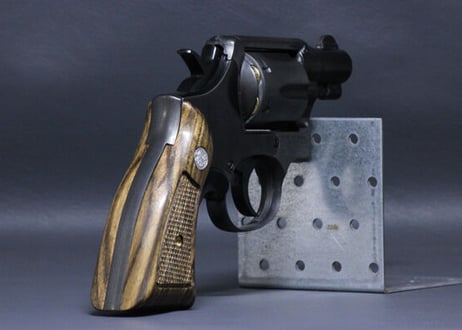 ウッドグリップ｜S&W｜M10｜K/Lフレーム”スクエアバットタイプ”用｜サービスサイズ／テーパーカット／オバンコール