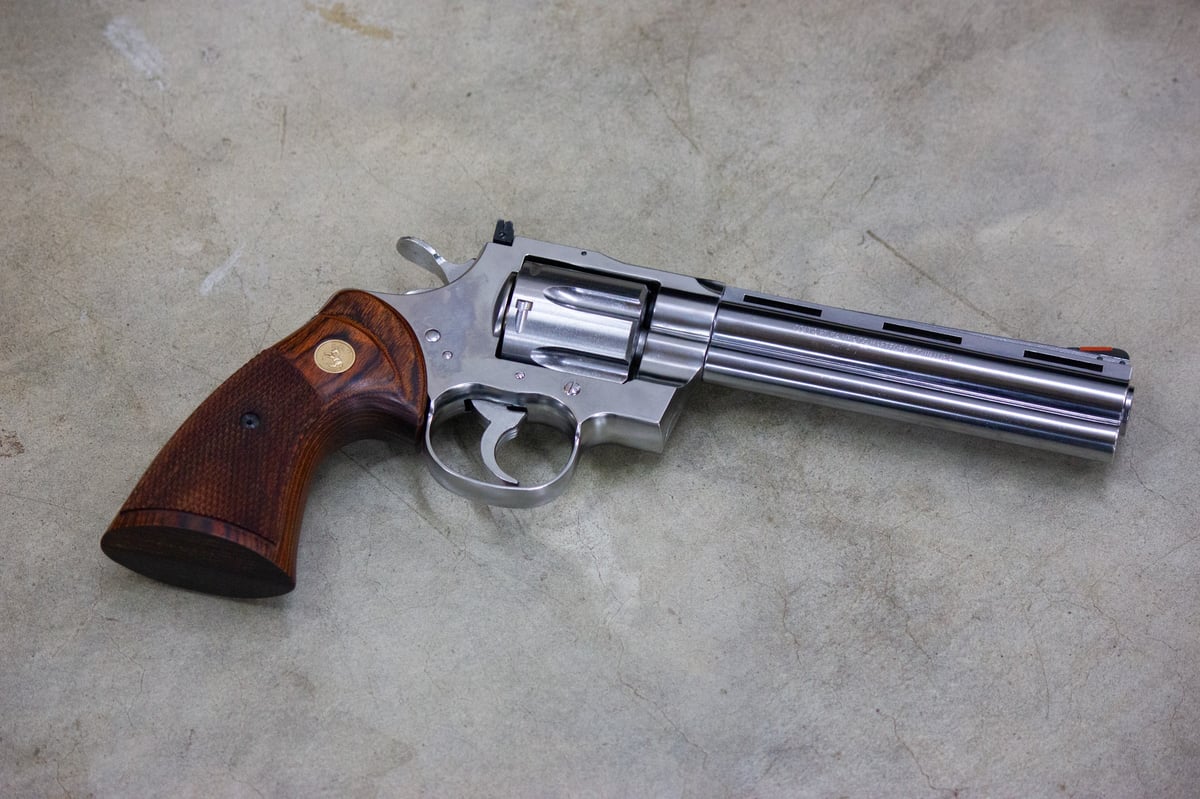 タナカワークス コルト パイソン 6インチ リアルウッドグリップ ガスガン ウッドグリップ｜タナカワークス社製 Colt Python.357 Magnum