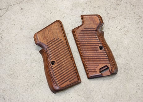 ウッドグリップ｜マルシン工業製 SIG P210-6｜ブラウン  [AWG-1466]