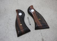 ウッドグリップ｜S&W｜M10｜K/Lフレーム”スクエアバットタイプ”用｜サービスサイズ／テーパーカット／黒檀