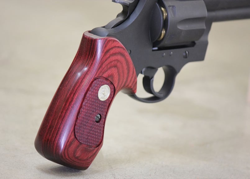 マルシン純正 COLT ANACONDA シリーズチェッカー木製グリップ ウッドグリップ｜マルシン工業 コルトアナコンダ ｜チェッカー