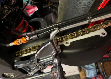 NSR250R MC28用チェーンスライダー [GR-662]