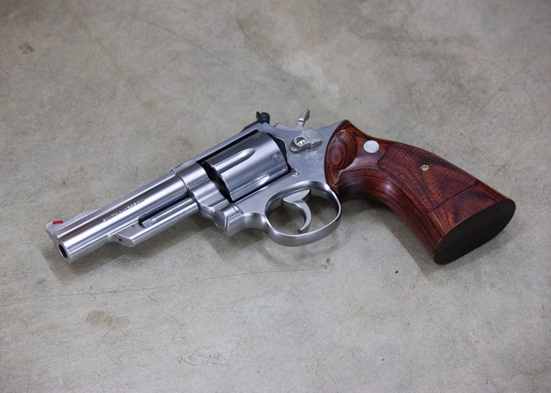 ウッドグリップ / S&W M19 / Kフレーム・スクエアバット / ターゲット