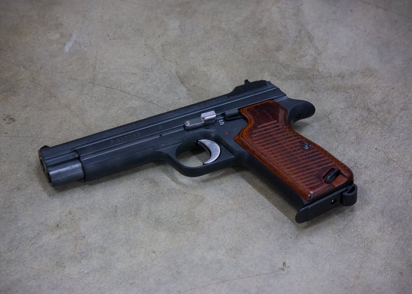 ウッドグリップ｜マルシン工業製 SIG P210-6｜ブラウン [AWG-1466] | P