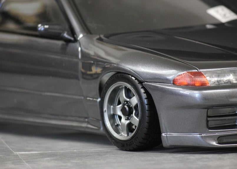 ディスプレイ 小径タイヤ/ホイール R32タイプ/2本 [PAC-542] | PANDORA