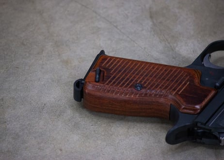 ウッドグリップ｜マルシン工業製 SIG P210-6｜ブラウン  [AWG-1466]