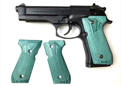 ウッドグリップ｜U.S.M9/M9A1｜チェッカー/グリーン [WST-342]