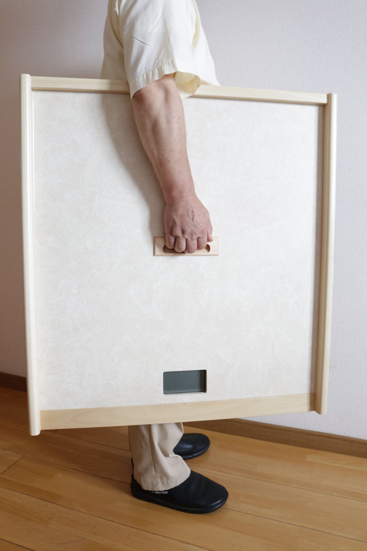 車椅子用体重計ケアスケール「ふじこちゃんⅢ」 | 木工房いつでもゆめを