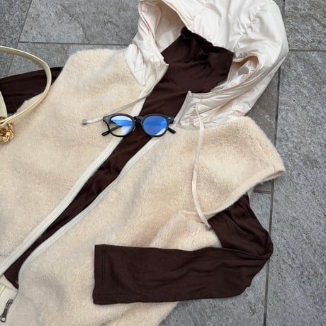 wool hodie／white