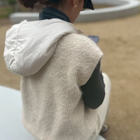 wool hodie／white