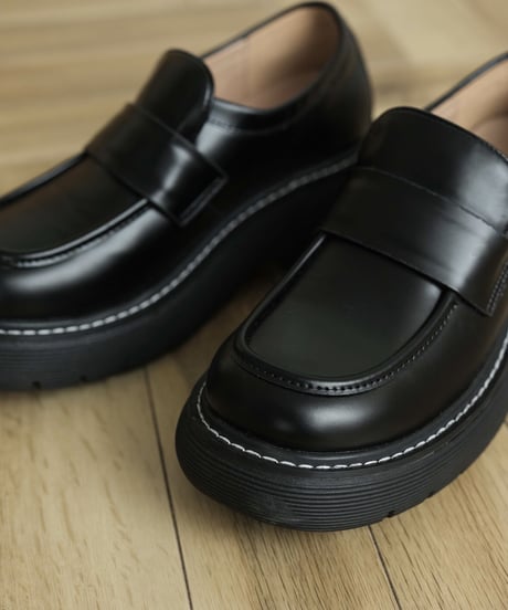 BULKY SOLE LOAFER