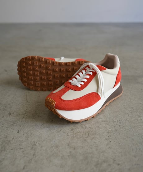THICK SOLE RUNNING SNEAKERS / 2color