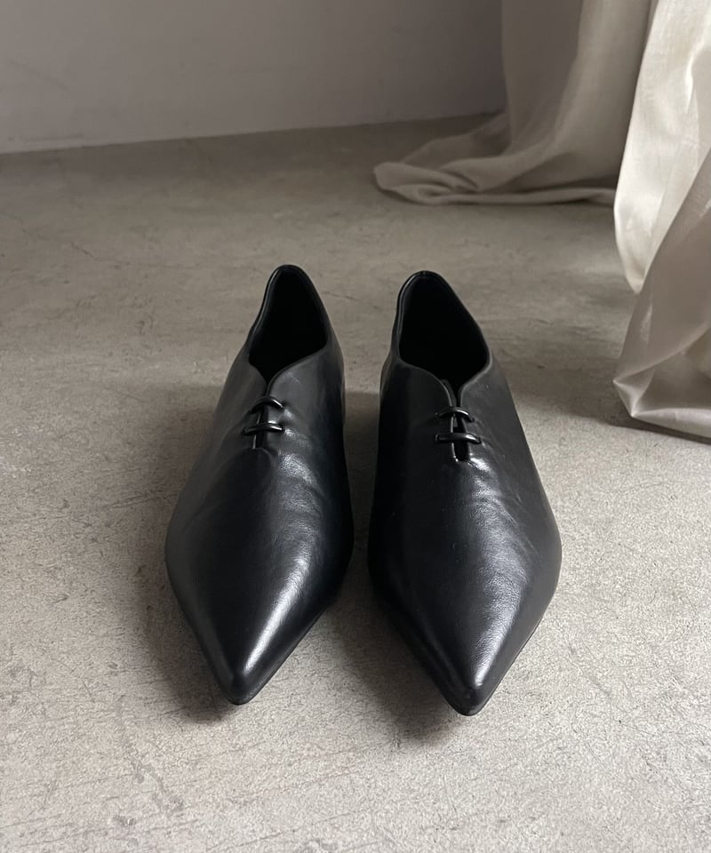 POINTED TOE FLAT SHOES | JISTORY