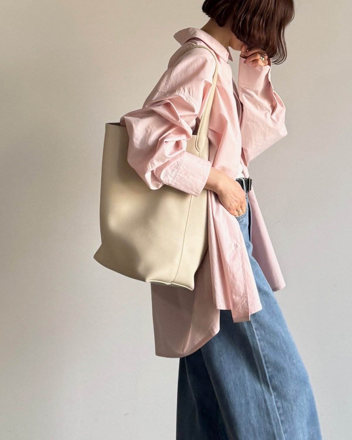 ONE HANDLE SHOULDER BAG middle | JISTORY ONE HANDLE SHOULDER BAG middle | JISTORY