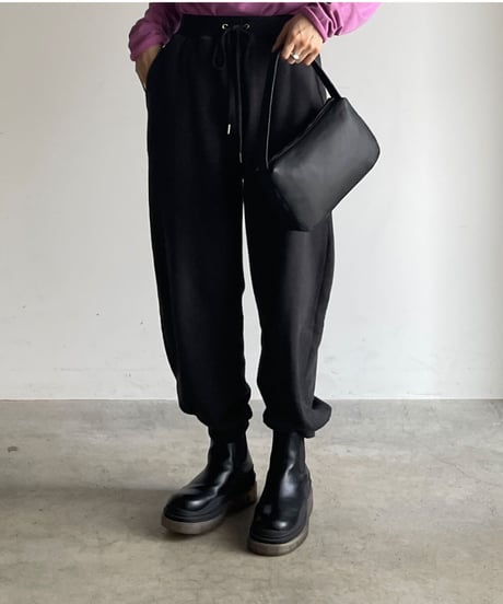 CLEAR SOLE CHELSEA BOOTS
